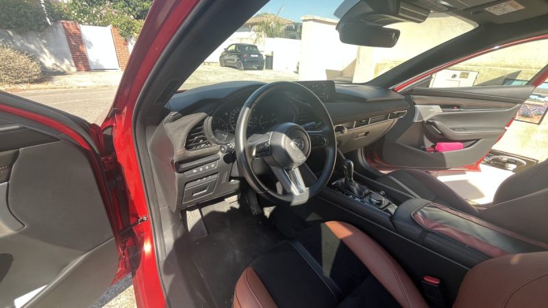 MAZDA 3 2.0 E-SKYACTIV-X 186 HOMURA BOSE ATTELAGE BA 2024