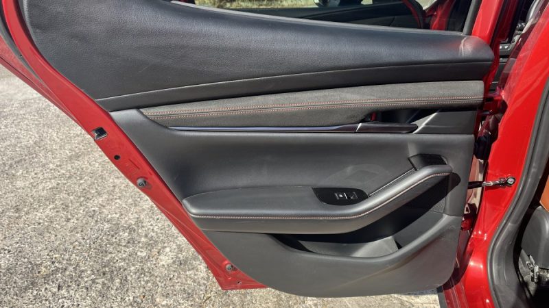 MAZDA 3 2.0 E-SKYACTIV-X 186 HOMURA BOSE ATTELAGE BA 2024