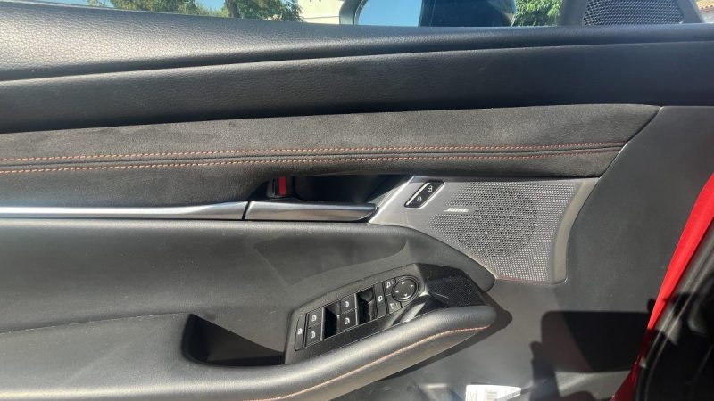 MAZDA 3 2.0 E-SKYACTIV-X 186 HOMURA BOSE ATTELAGE BA 2024