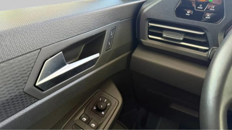 VOLKSWAGEN CADDY LIFE 2025