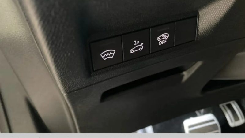 PEUGEOT 3008 GT (1.2 HYBRID 145 GT, SOUND- & AIR-DRIVE-ASSIST) 2026