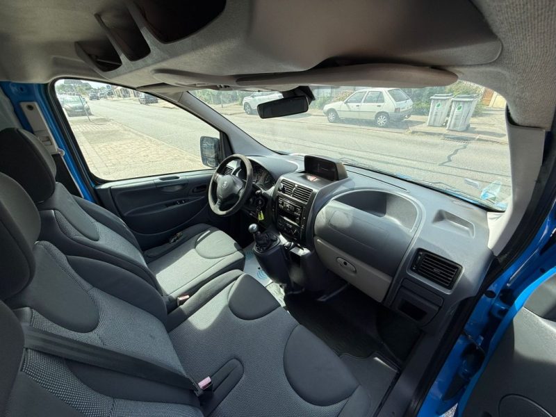 Peugeot Expert Fourgon Tole 227 L1H1 2.0 HDI 125Ch Pack CD Clim Nav - TVA Récupérable