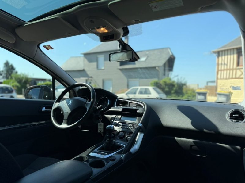 Peugeot 3008 1.6 HDi 110Ch Premium