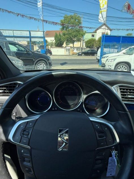 CITROEN DS4 1.6 VTI 120 SO CHIC Trés Bon Etat 
