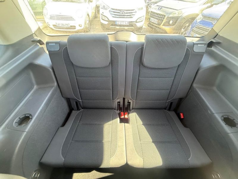 Volkswagen Touran 1.6 TDI 105 7 Place 