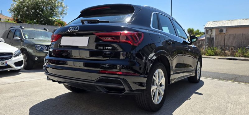 AUDI Q3 35 TFSI 150CV / S-LINE  