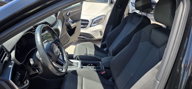 AUDI Q3 35 TFSI 150CV / S-LINE  