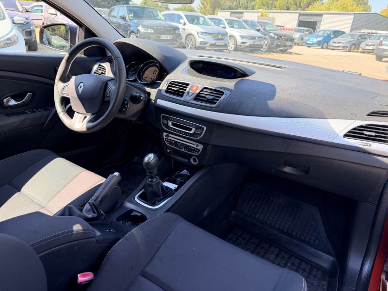 RENAULT MEGANE COUPE 1.9 DCI 130CH DYNAMIQUE ECO² 1.9 DCI 130CH DYNAMIQUE ECO² 86MKM