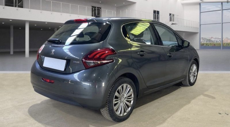 PEUGEOT 208 1.2 S&S 110 ALLURE BUSINESS 