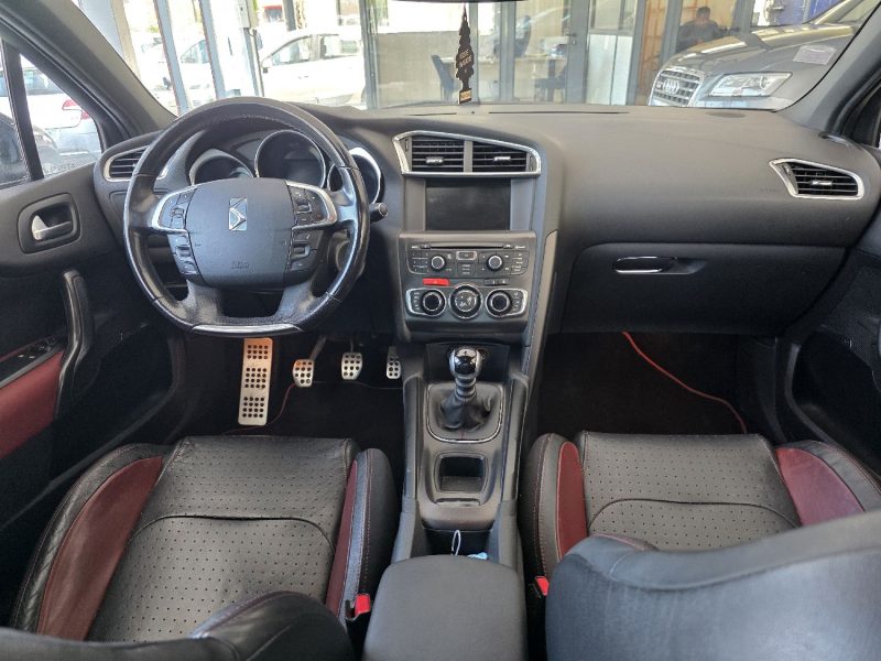 CITROEN DS4 1.6 THP 200CH SPORT CHIC ANNEE 2011 91000KM
