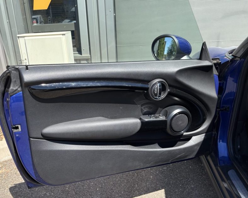 Mini One (F56) One 102ch 2018 — ENTRETIEN COMPLET - Toit Ouvrant - Carplay