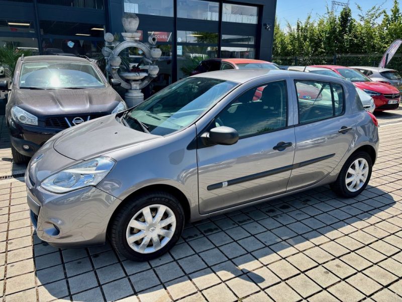 RENAULT CLIO III 1.2 75CH ALIZÉ ZEN 2013