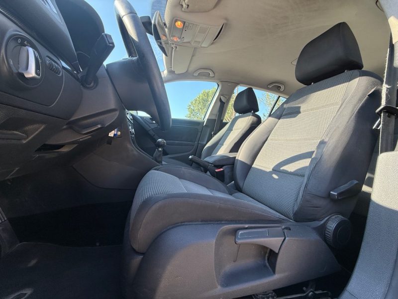 VOLKSWAGEN GOLF 2.0 TDI 110 TRENDLINE 2009