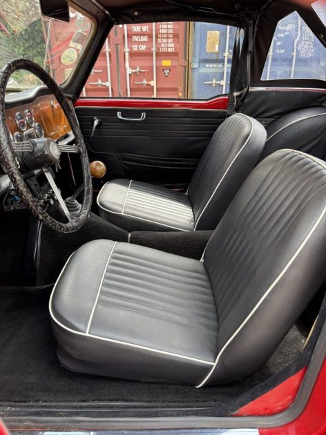Triumph TR4 1964 100ch / Roadster Collection / (Restauré | 25000 Km | Véhicule Francais)