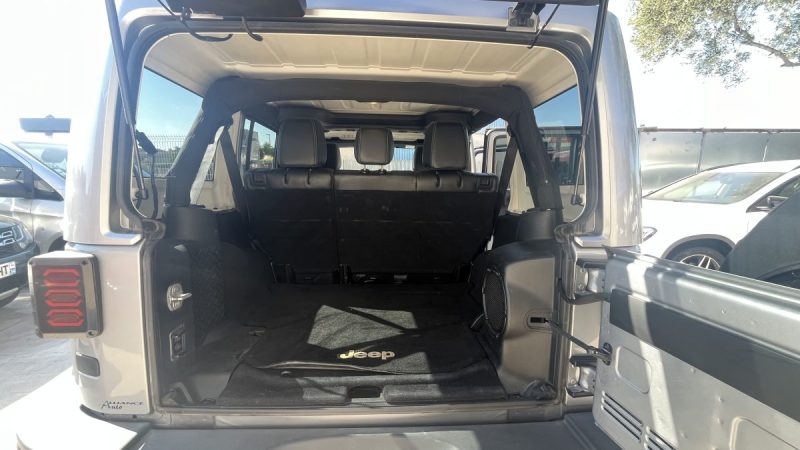 JEEP WRANGLER UNLIMITED 2.8 CRD 200 ARTIC BA 2013