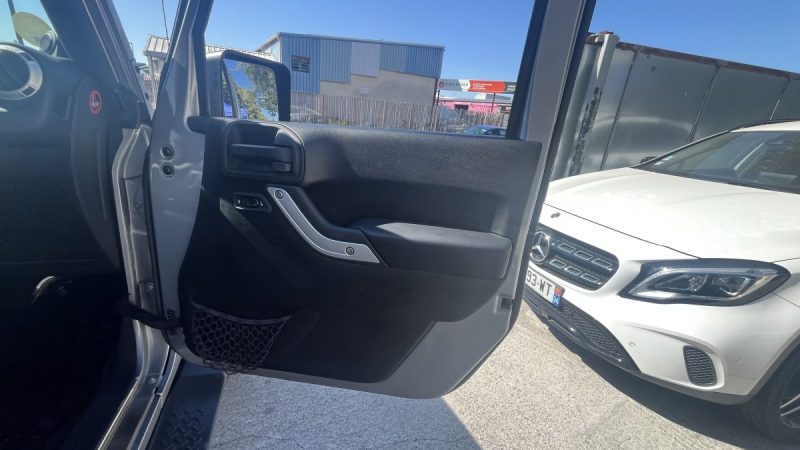 JEEP WRANGLER UNLIMITED 2.8 CRD 200 ARTIC BA 2013