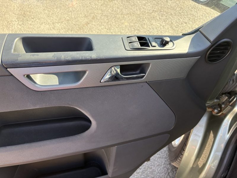 VOLKSWAGEN MULTIVAN 2.5 TDI 2461CM3 174CV  2006