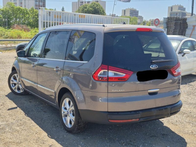 FORD Galaxy  II Phase 2  2.0 TDCi 16V Powershift 140 cv Boîte autoBON Etat 2013