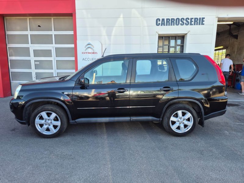 NISSAN X-TRAIL (T31)  2008
