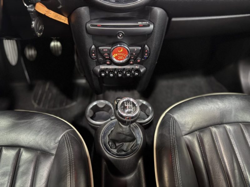 MINI CLUBMAN MINI COOPER SD 143 CABRIO 2011