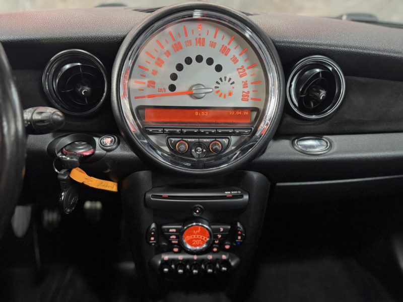 MINI CLUBMAN MINI COOPER SD 143 CABRIO 2011