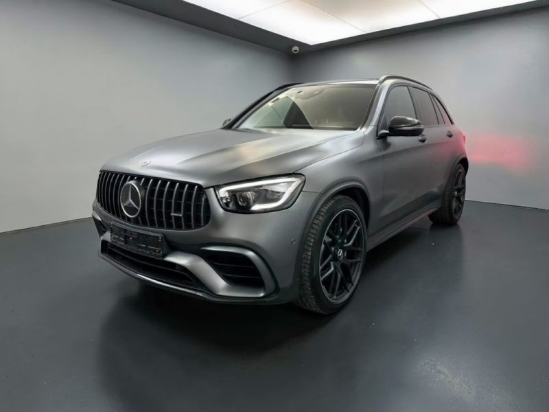 MERCEDES GLC 63 AMG 476CH GRIS MAGNO PANO