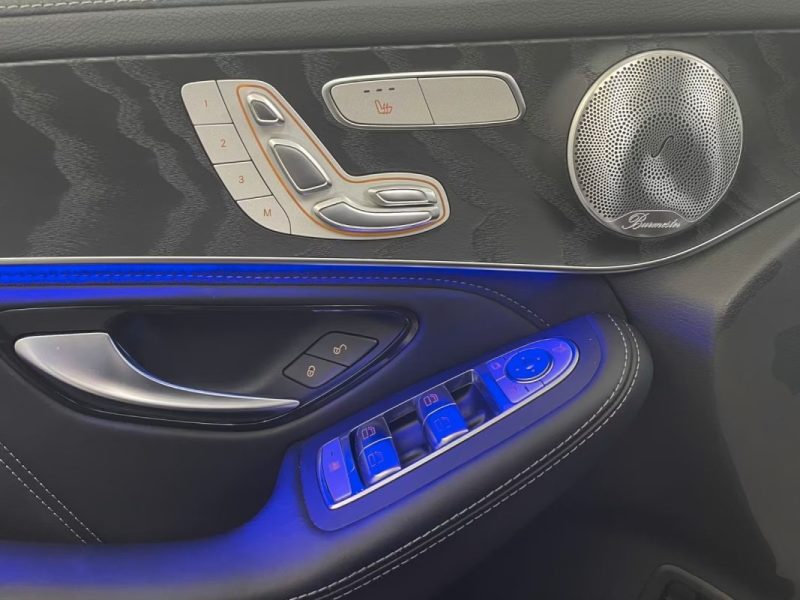MERCEDES GLC 63 AMG 476CH PANO HUD 