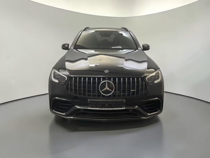 MERCEDES GLC 63 AMG 476CH PANO HUD 