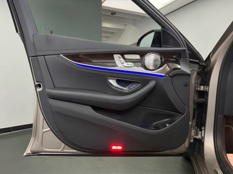 MERCEDES CLASSE E  450 AMG  PANO AIRMATIC FULL