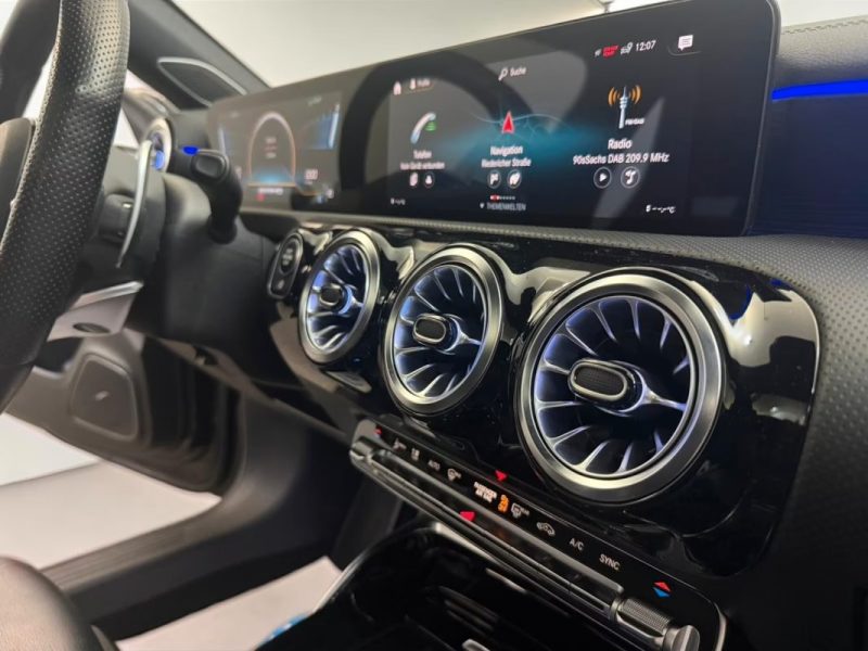 MERCEDES CLA SHOOTING BREAK 35 AMG 2022