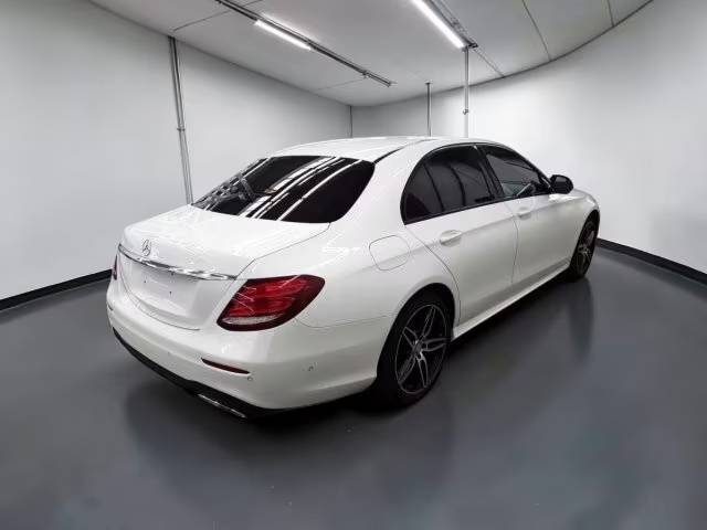 MERCEDES CLASSE E 220D 194CH AMG LINE 