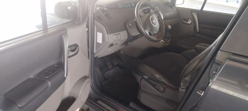 RENAULT  GRAND SCENIC 2 1.9 DCI 115 CV AN 2008 79 KM PROPRE