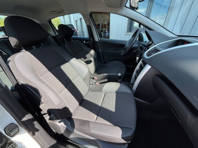 PEUGEOT 207 1.4 HDi PACK TENDANCE 70CV