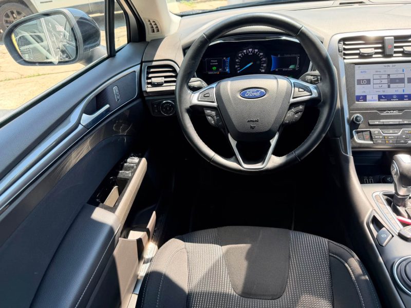 FORD MONDEO HYBRID 187 TITANIUM BVA PH2 2022