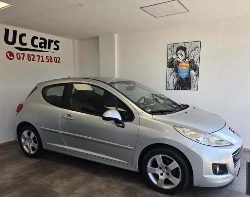 PEUGEOT 207  2011