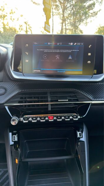 PEUGEOT 208 1.5 BLUEHDI 100ch ACTIVE / CARPLAY 