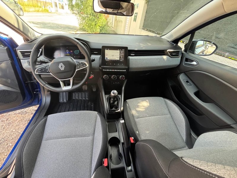 RENAULT CLIO 1.5 BLUE DCI 100 EVOLUTION 2025
