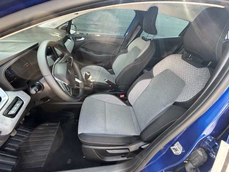 RENAULT CLIO 1.5 BLUE DCI 100 EVOLUTION 2025