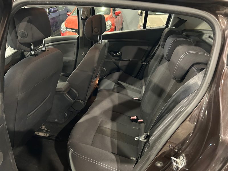 RENAULT MEGANE 3 1.9 DCI 130CH