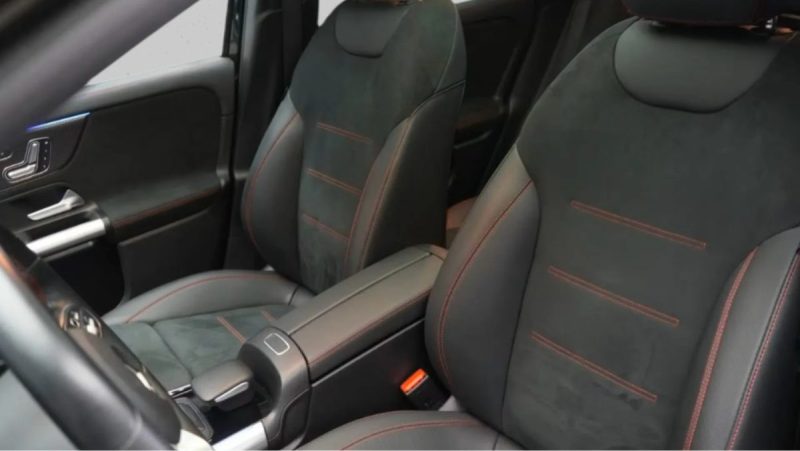  MERCEDES-BENZ GLA 220 D AMG LINE 2023