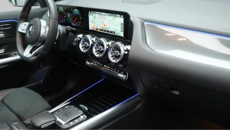  MERCEDES-BENZ GLA 220 D AMG LINE 2023