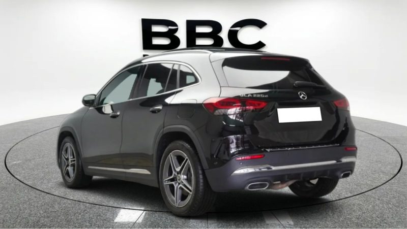 MERCEDES-BENZ GLA 220 D AMG LINE 2023