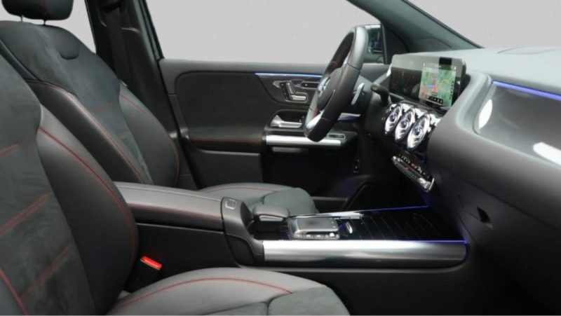  MERCEDES-BENZ GLA 220 D AMG LINE 2023