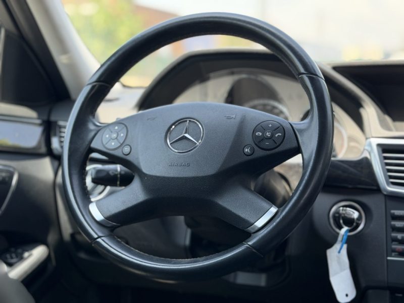 CLASSE E 250 CDI 205 CV AVANTGARDE Très Propre / Paiement 4X ou 10X Possible