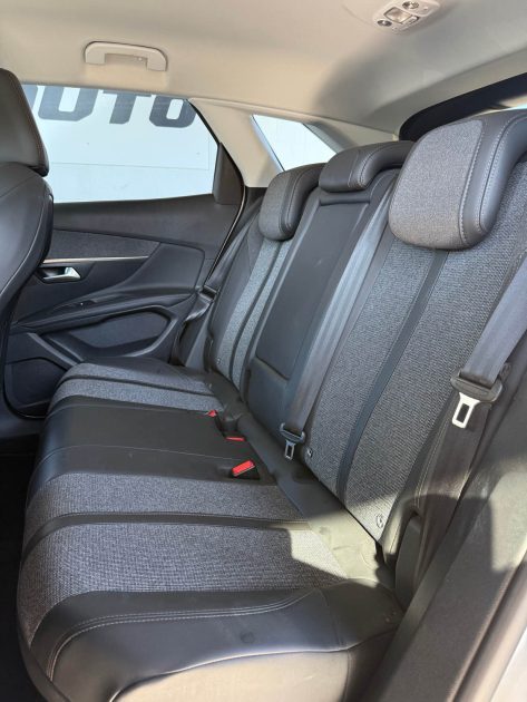 Peugeot 3008 1.5 Blue Hdi 130ch Allure EAT8