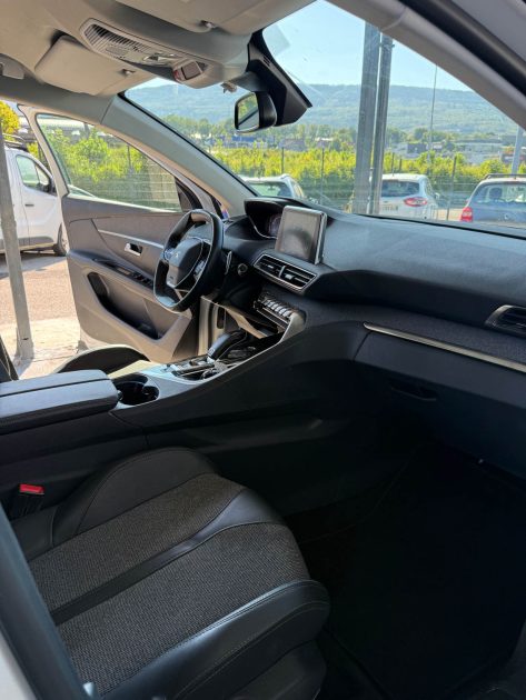 Peugeot 3008 1.5 Blue Hdi 130ch Allure EAT8