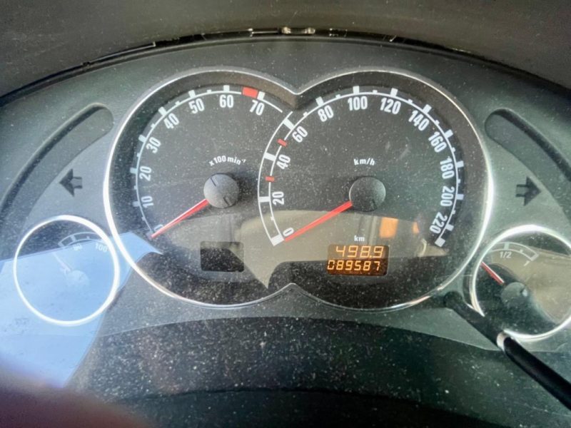 Opel MERIVA Business 1.6-16V 105ch business boîte automatique 
