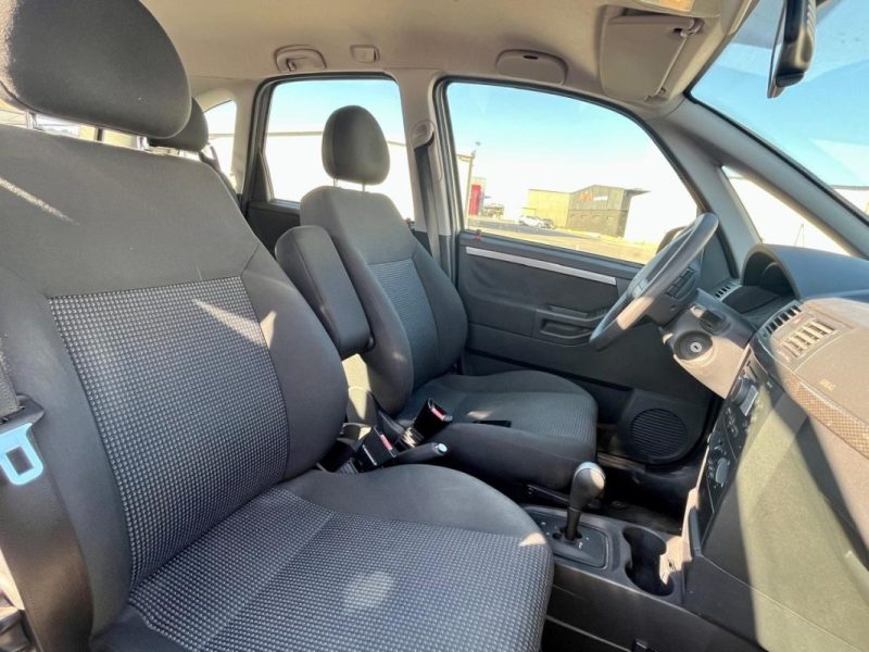 Opel MERIVA Business 1.6-16V 105ch business boîte automatique 