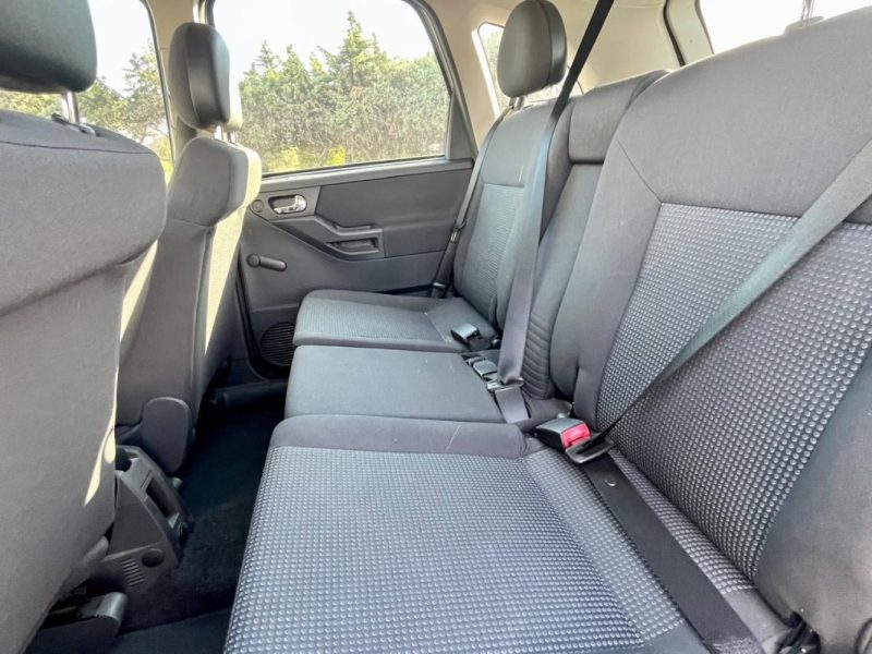 Opel MERIVA Business 1.6-16V 105ch business boîte automatique 
