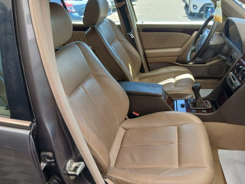 MERCEDES C200 2.0i  136 CV   CLASSIC 1996